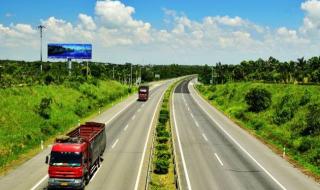 自贡到稻城亚丁自驾游攻略 稻城亚丁自驾游攻略