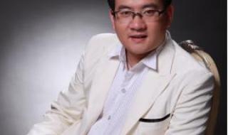 最年轻最漂亮的老师