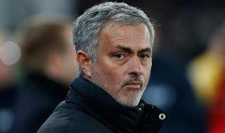 C罗在曼联期间获得过几次联赛冠军和欧冠冠军 曼联联赛杯比赛哪里看